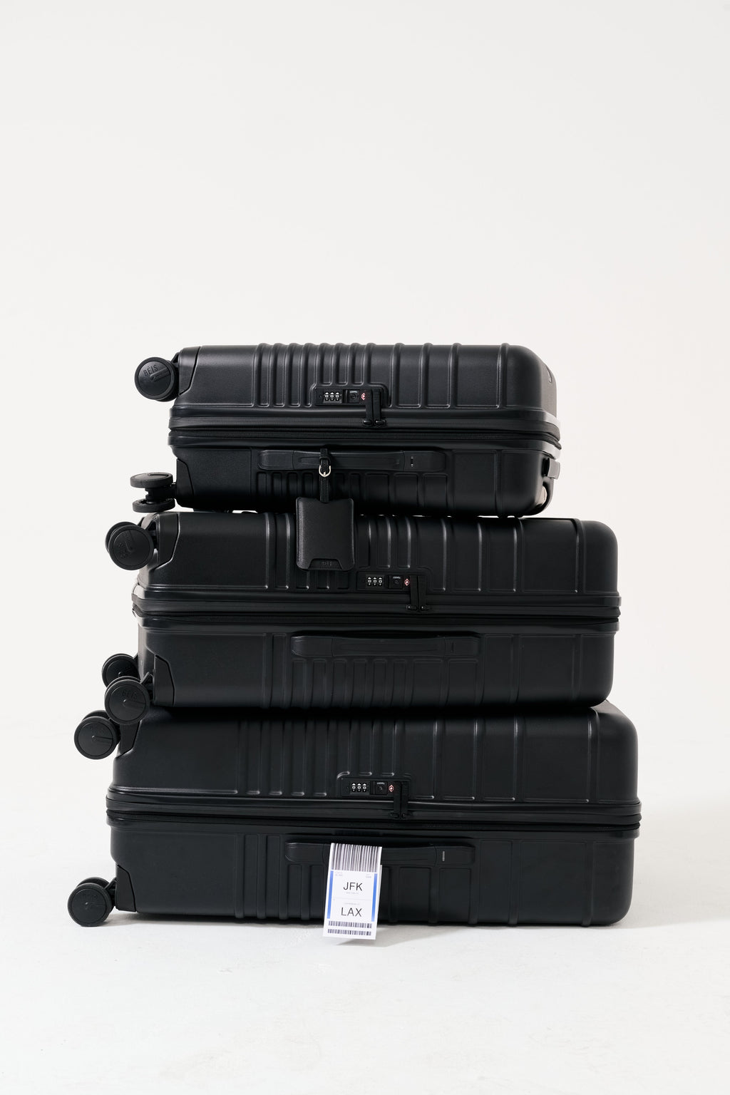 The Large Check-In Roller in Black