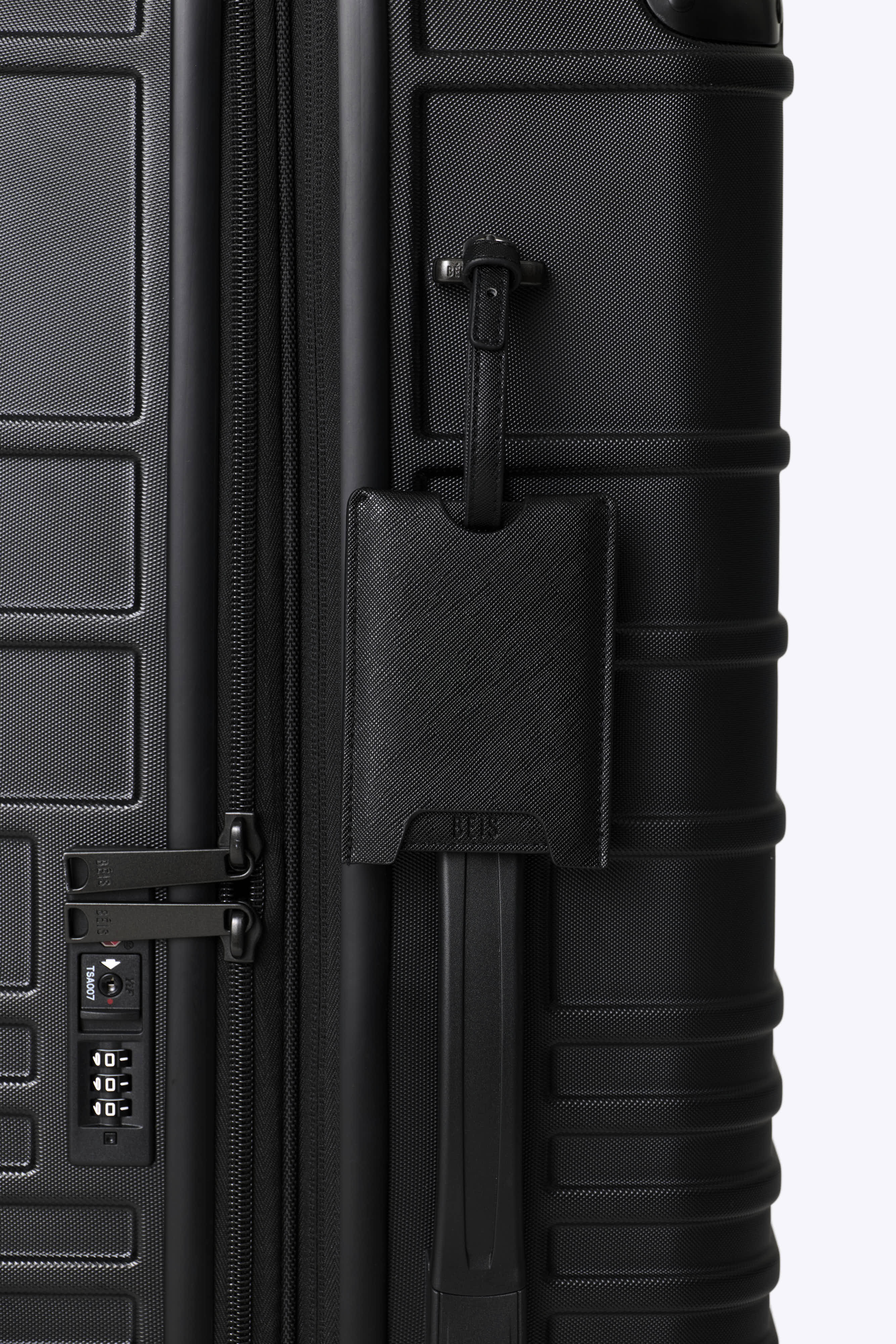 The Luggage Tag in Black