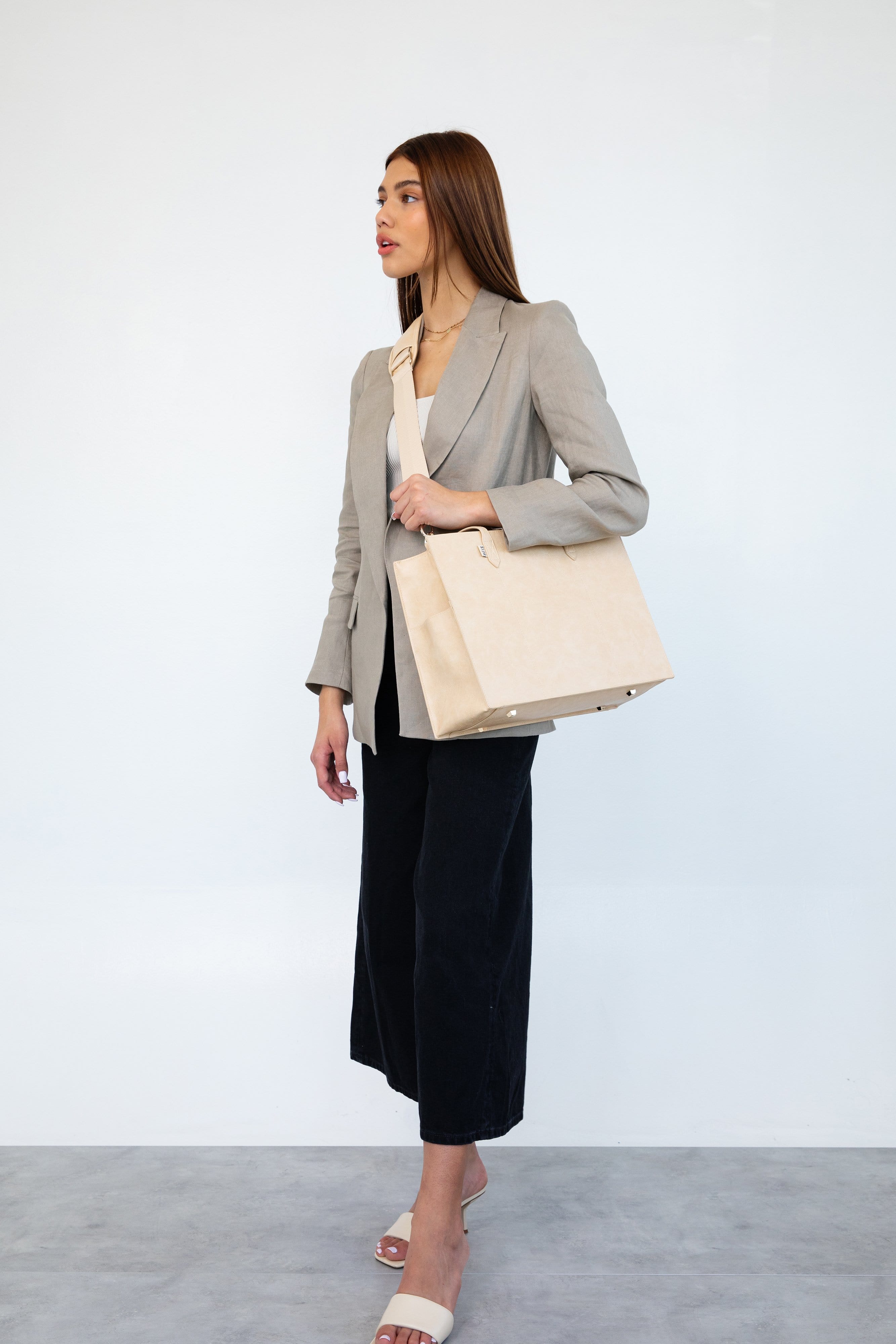 The Work Tote in Beige
